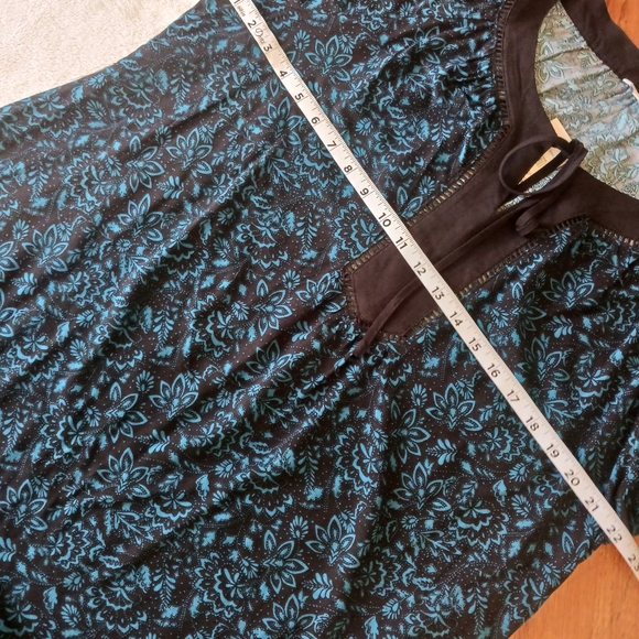 Cato • Women's Floral Lantern Sleeve String Tie Neck Tunic Top - Picture 11 of 14